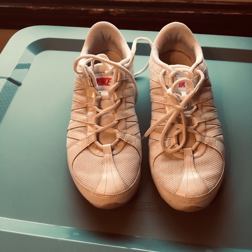 Nike. Zumba sneakers